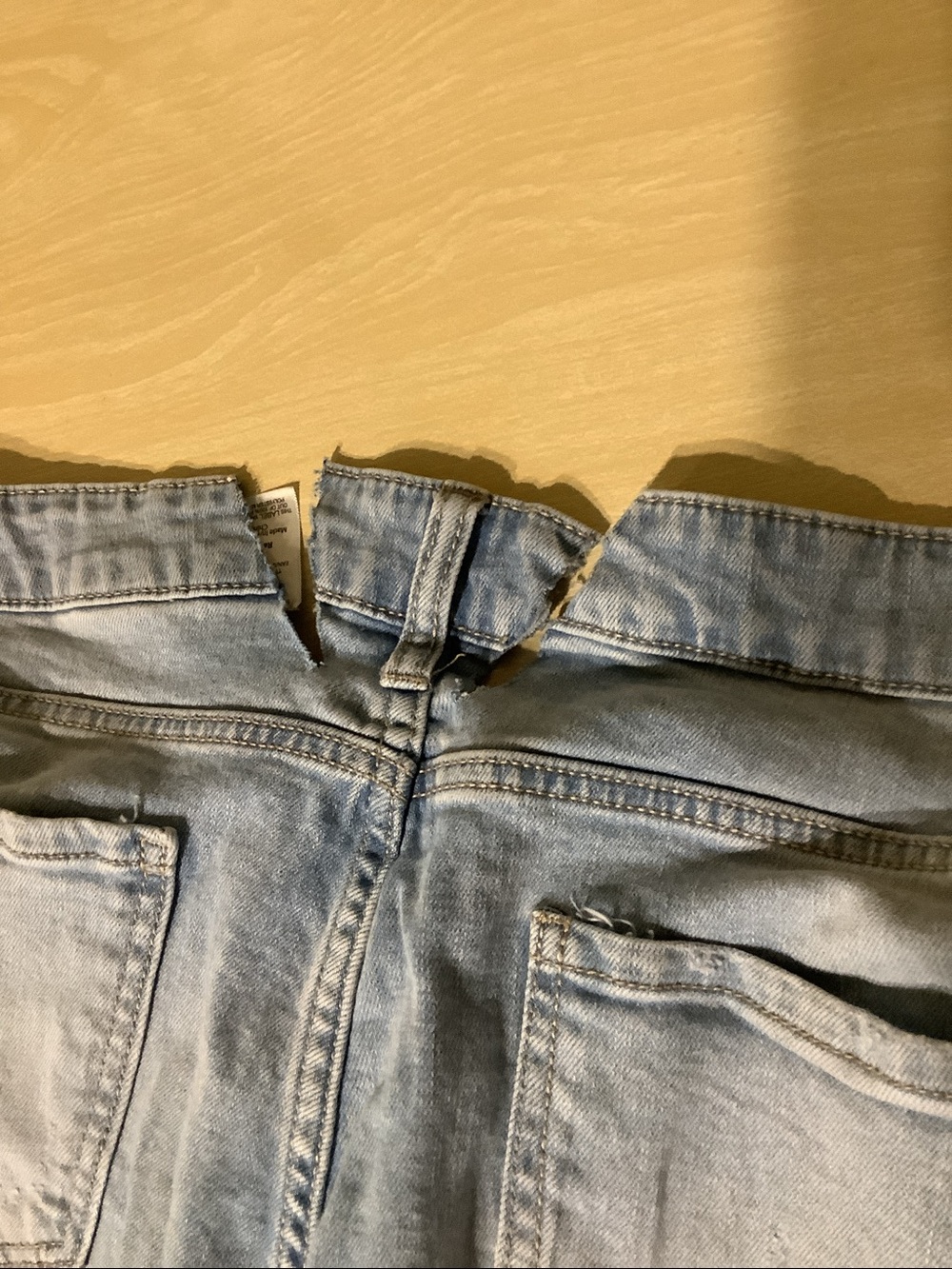 Distressed Light Blue Women’s Relaxed Fit Jeans - Picture 2 of 5